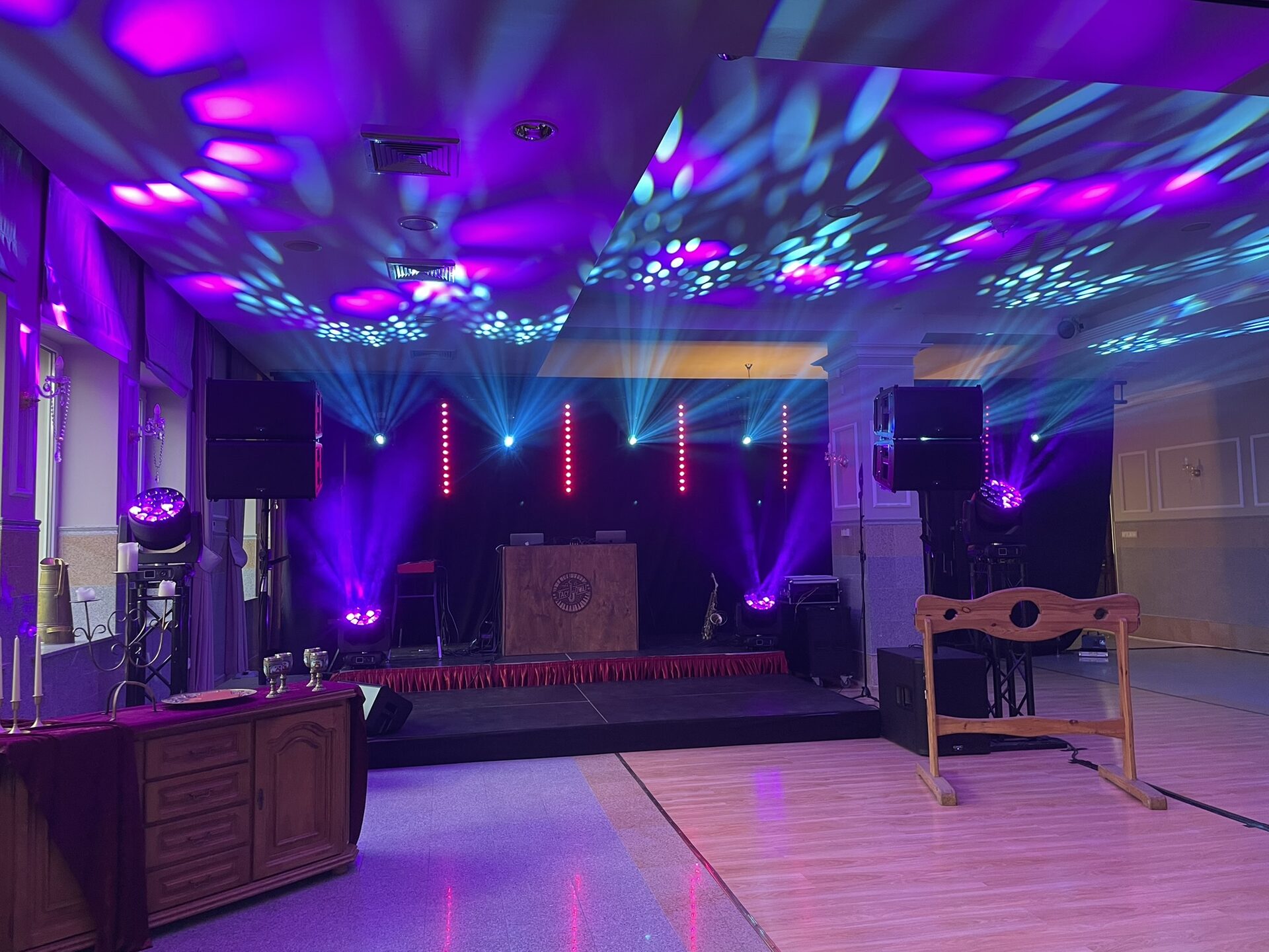 Event firmowy pełny światła i elegancji