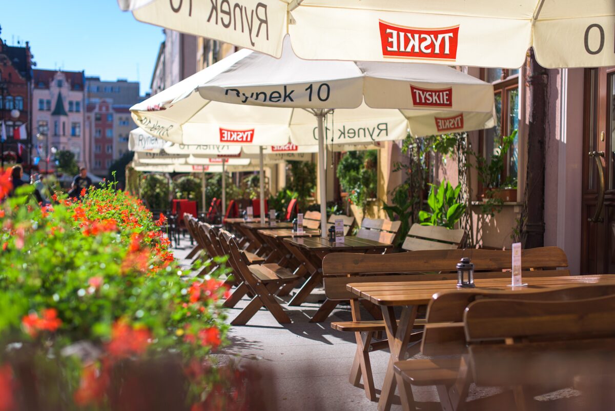 RYNEK 10